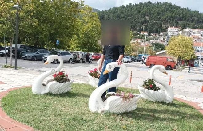 Αμφιλοχία: Η κουμπάρα που δολοφονήθηκε