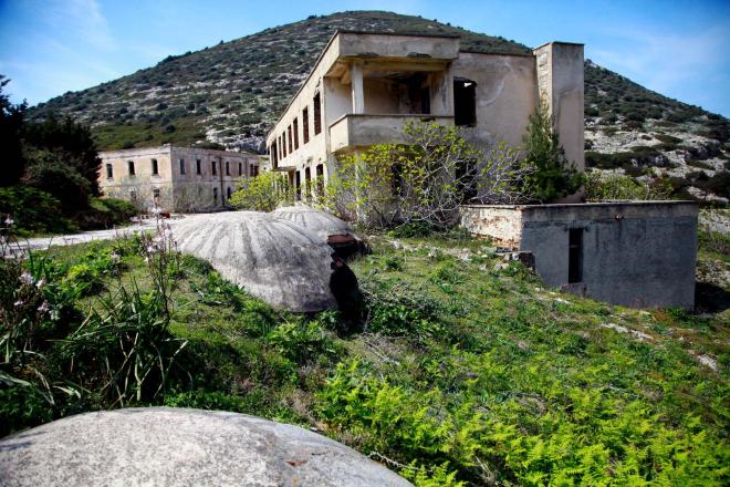 Νησί Σάσων Αλβανία