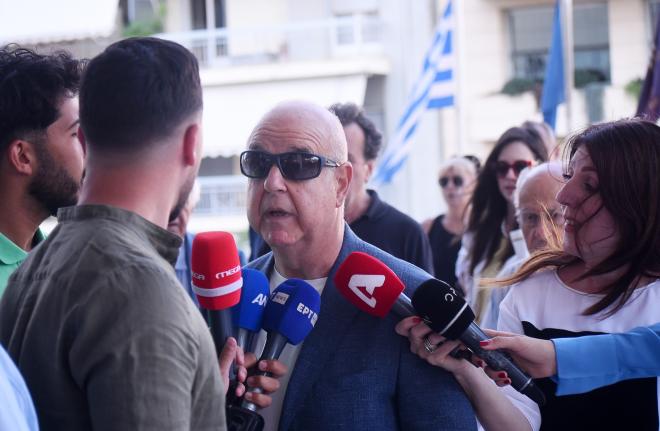 Ο Παύλος Χαϊκάλης στη δίκη του Πέτρου Φιλιππίδη - Intimenews