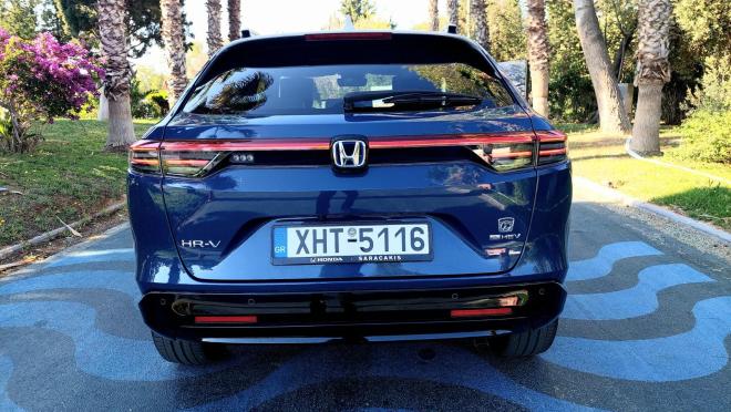 Test drive: Δοκιμάζουμε το ανανεωμένο Honda HRV e:HEV