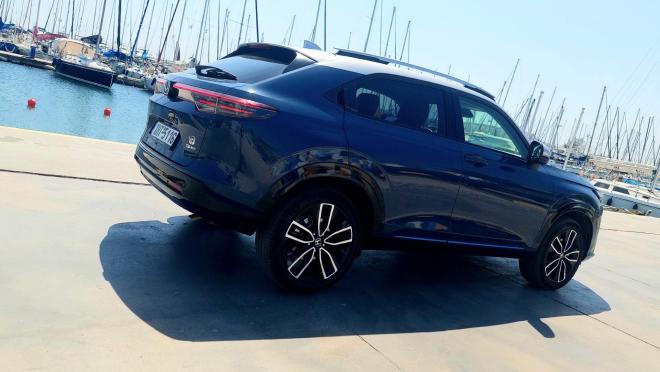Test drive: Δοκιμάζουμε το ανανεωμένο Honda HRV e:HEV