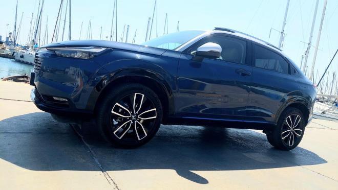 Test drive: Δοκιμάζουμε το ανανεωμένο Honda HRV e:HEV