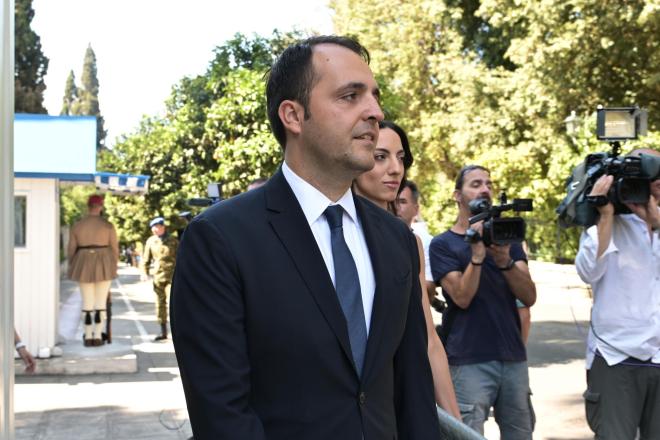 Ορκίστηκαν ο νέος υπουργός Μετανάστευσης, Θάνος Πλεύρης και οι 3 υφυπουργοί