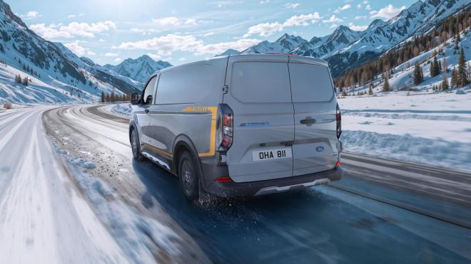 Πότε έρχεται το νέο τετρακίνητο Ford E-Transit Custom