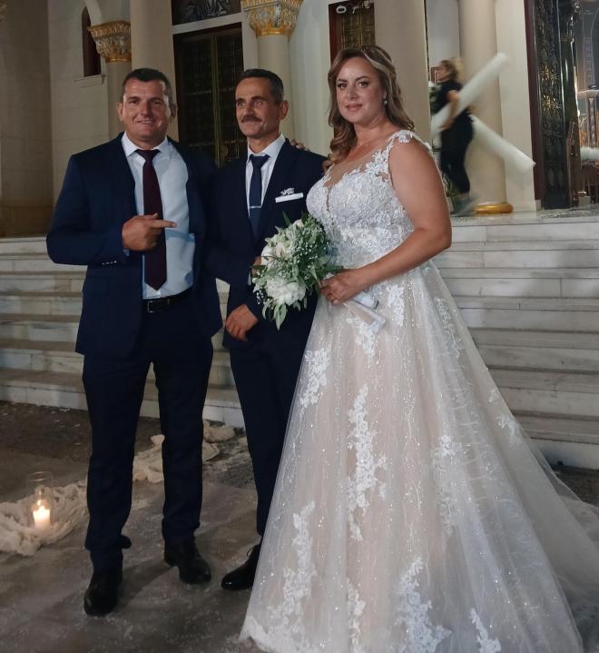 Το Καφέ της Χαράς: Παντρεύτηκε ένας από τους πρωταγωνιστές της σειράς