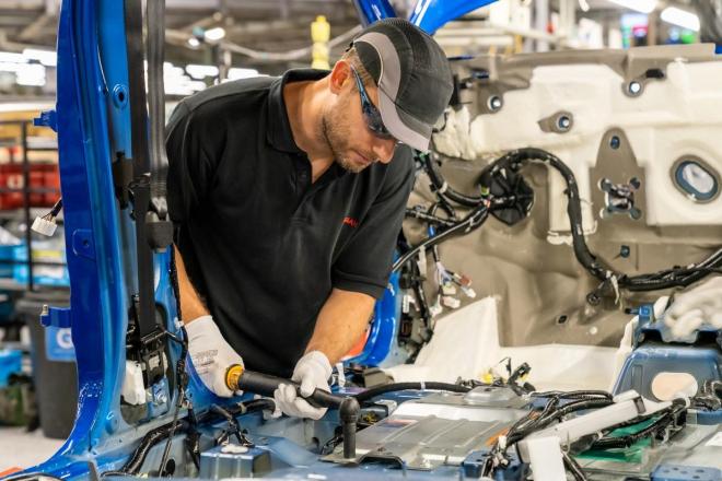 Nissan: Γιορτάζει την έναρξη παραγωγής του Qashqai με το νέο e-POWER