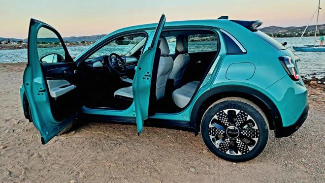 Test drive: Δοκιμάζουμε το νέο FIAT 600 1,2 Hybrid DCT 110 ίπποι