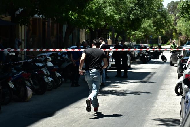 Πυροβολισμοί σε καφετέρια στον Κολωνό/ Eurokinissi Κώστας Τζούμας