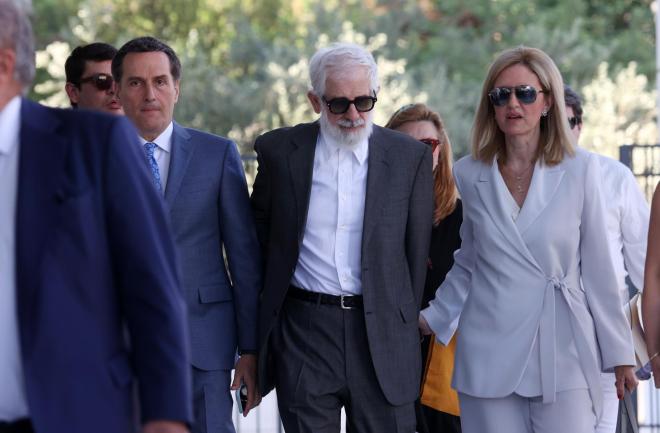 Πέτρος Φιλιππίδης