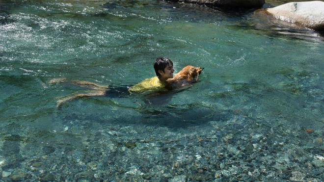 Μπάνιο στο βουνό! Πέντε υπέροχες ορεινές «παραλίες»