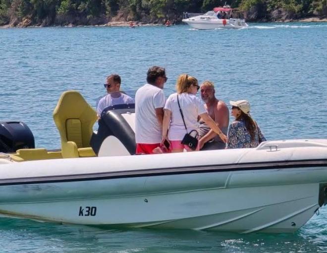 Δέσποινα και Βασίλης απόλαυσαν τις ομορφιές του νησιού
