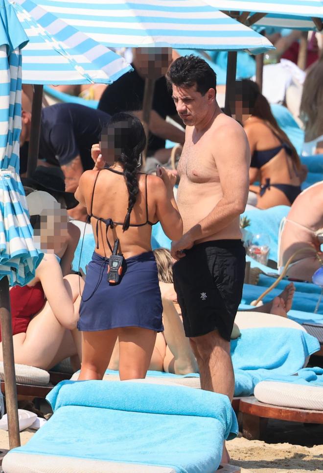 Καλοκαιρινή ανάπαυλα για τον Θοδωρή Φέρρη στη Μύκονο/ NDP