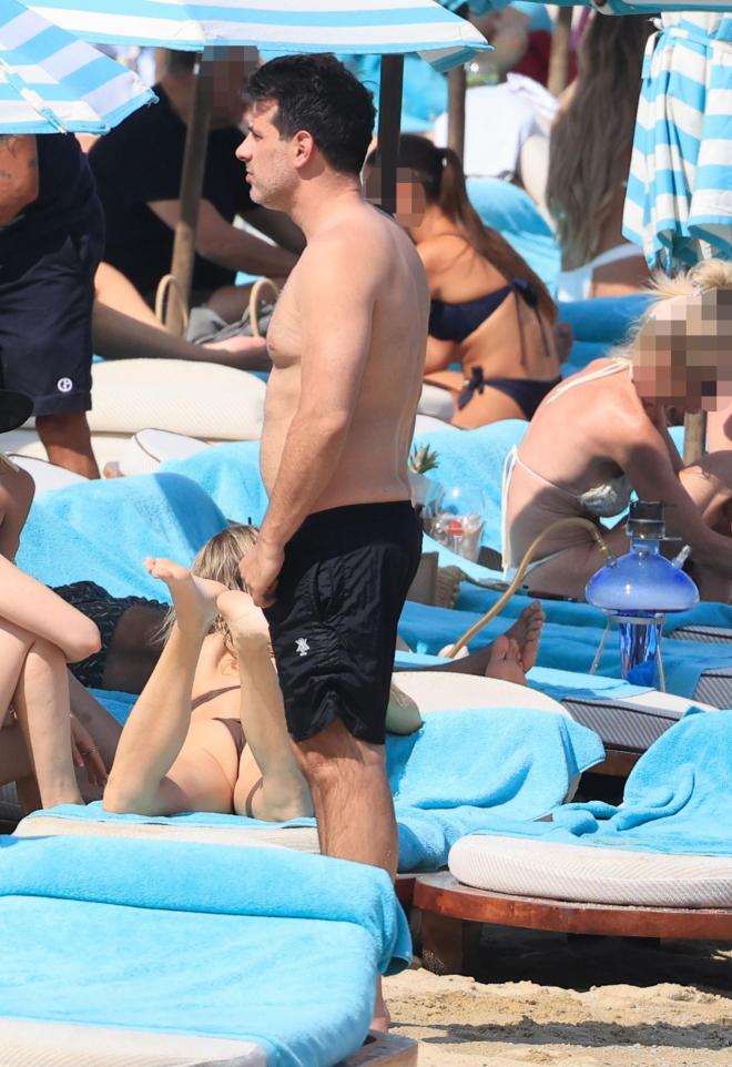Ο Θοδωρής Φέρρης γεμίζει μπαταρίες στη Μύκονο/NDP