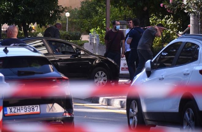 Για τη δολοφονία του καθηγητή στην Αγία Παρασκευή συνελήφθη η πρώην σύζυγός του, ο σύντροφός της και τρεις ακόμα αλλοδαποί - Intimenews