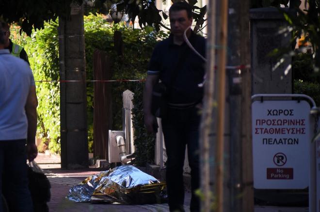 Ο 35χρονος εκτέλεσε τον πρώην σύζυγο της συντρόφου του με πέντε πυροβολισμούς - Intimenews