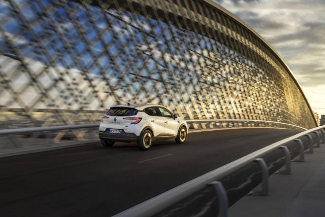 Renault Captur full hybrid E-Tech 160: Η τεχνολογία και η νέα μειωμένη τιμή