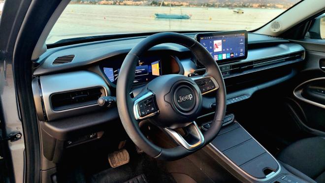 Τest drive: Οδηγούμε το νέο Jeep Avenger e- Hybrid