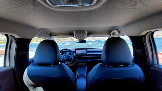 Τest drive: Οδηγούμε το νέο Jeep Avenger e- Hybrid