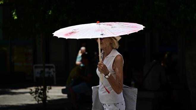 Συμβουλές για τον καύσωνα από τον Πρύτανη του ΕΚΠΑ