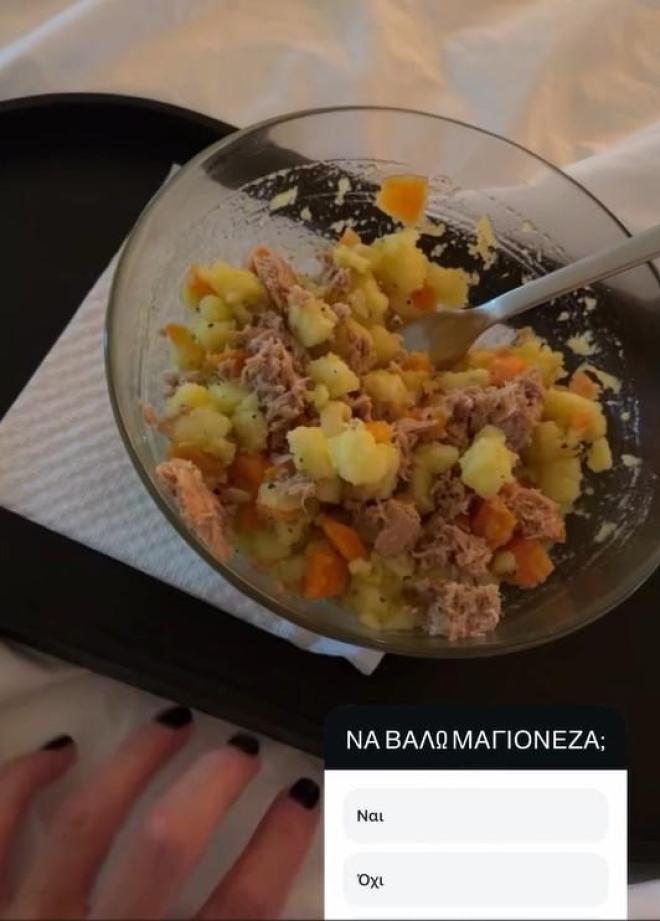 Φαίη Σκορδά: Το υγιεινό lunch bowl που έφτιαξε στην κουζίνα της