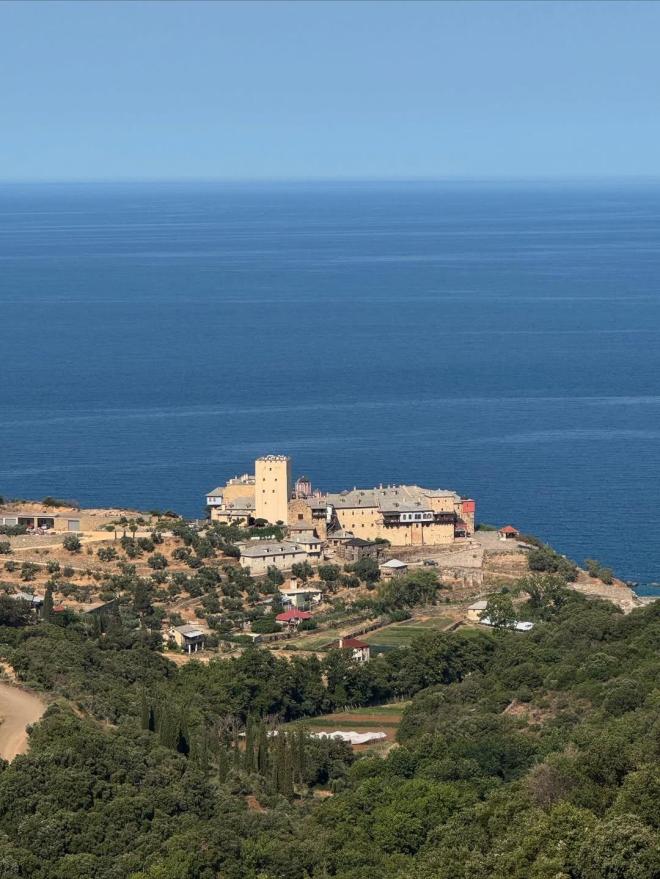 Στο Άγιο Όρος ο Μιχάλης Λεβεντογιάννης - Oι φωτογραφίες που ανέβασε