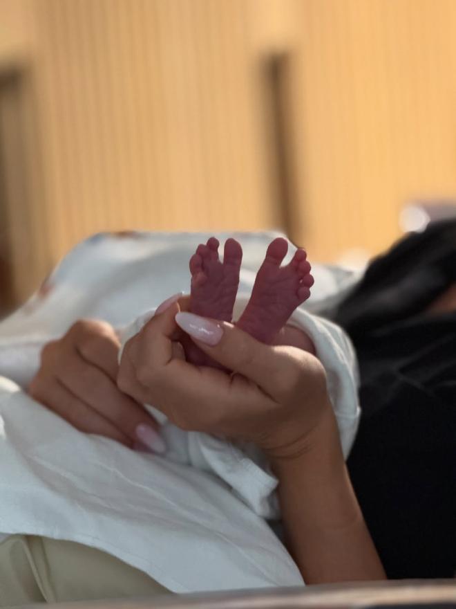 Δώρα Παντέλη: Φωτογραφίες με τον γιο της μέσα στο μαιευτήριο