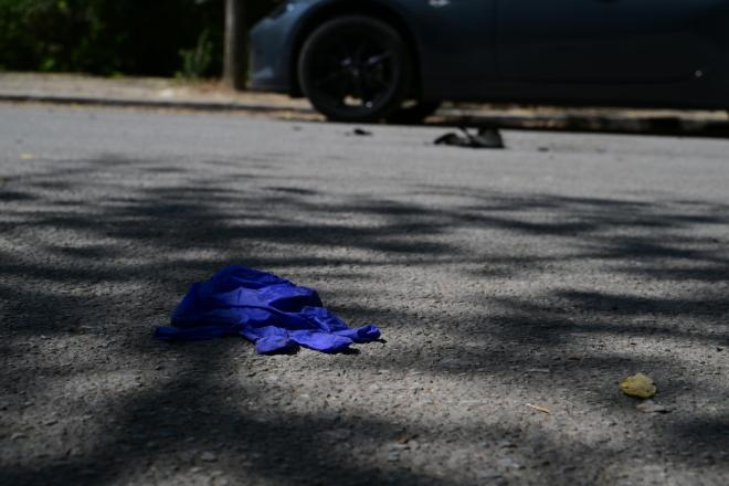 Η γυναίκα που αυτοπυρπολήθηκε έχει εγκαύματα στο πρόσωπο και στο σώμα - Eurokinissi