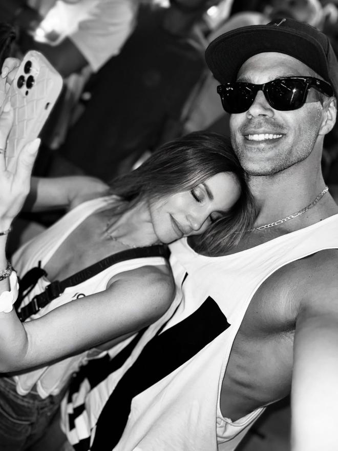 Celebrities love Summer: Ποιους προορισμούς επέλεξαν τα ερωτευμένα ζευγάρια