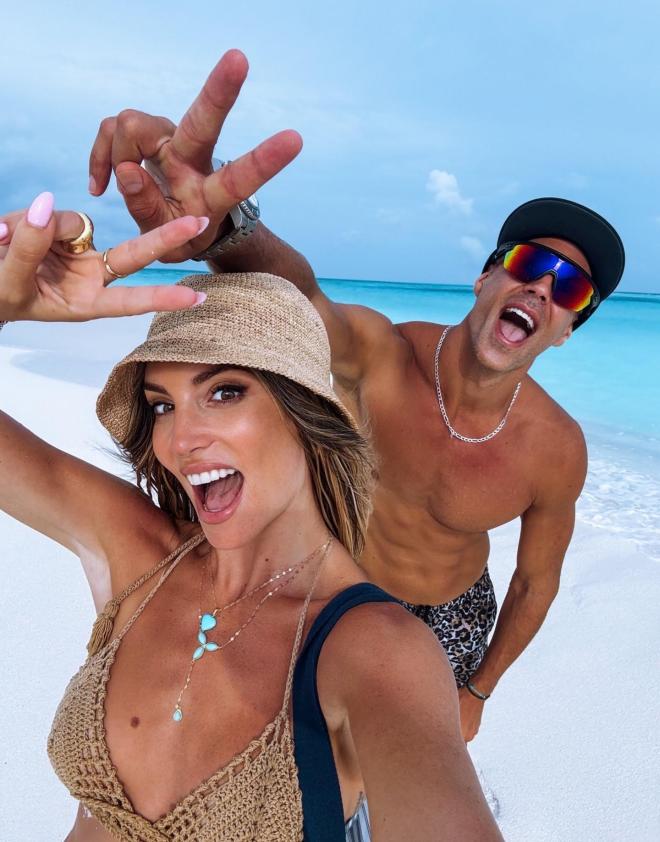 Celebrities love Summer: Ποιους προορισμούς επέλεξαν τα ερωτευμένα ζευγάρια