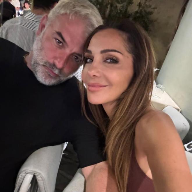 Celebrities love Summer: Ποιους προορισμούς επέλεξαν τα ερωτευμένα ζευγάρια