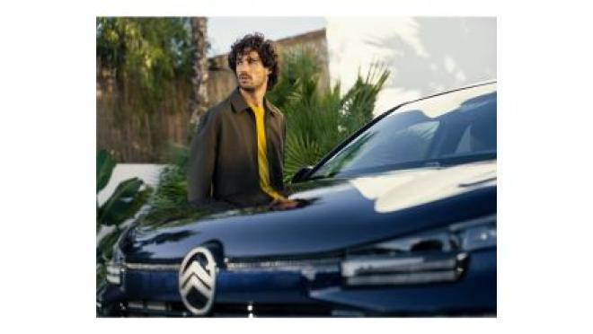 Citroën C4 Collection: Γιατί βάζει τα... γυαλιά στους ανταγωνιστές  