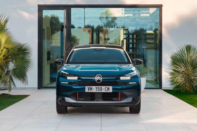 Citroën C4 Collection: Γιατί βάζει τα... γυαλιά στους ανταγωνιστές  