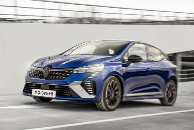 Renault και Dacia; Πόσοι Έλληνες τα προτίμησαν τον Ιούλιο   