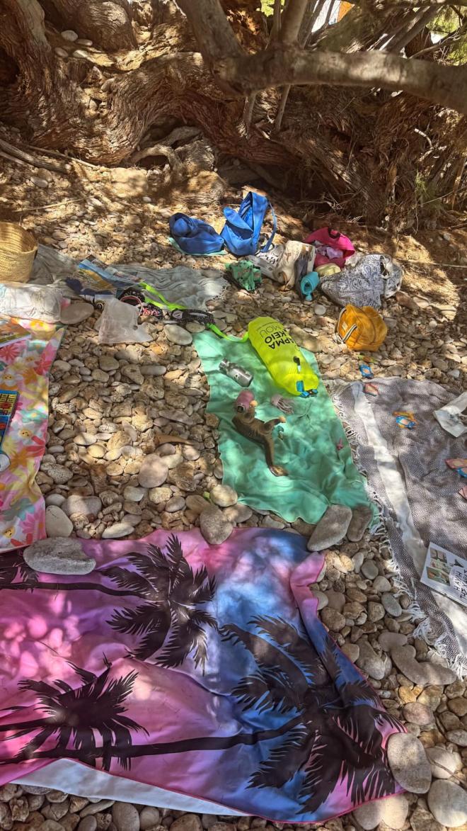 Τα παιχνίδια και οι πετσέτες σε πρώτο πλάνο