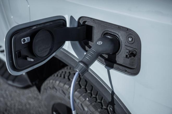Ford Ranger Plug-In Hybrid: Οι τιμές στην Ελλάδα