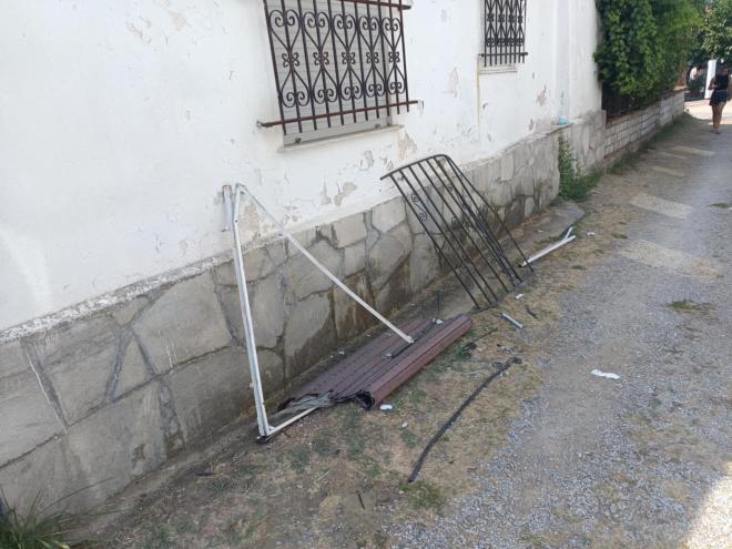 Η εικόνα των επιπλωμένων διαμερισμάτων μετά την έκρηξη φιάλης υγραερίου 