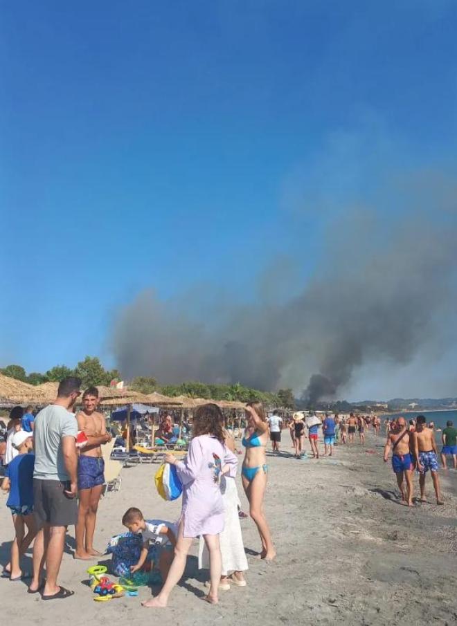Φωτιά Τώρα Στην Παραλία Καστροσυκιάς Στην Πρέβεζα