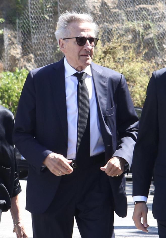 Ο Αλέξανδρος Σαμαράς στην κηδεία της Λένας Σαμαρά