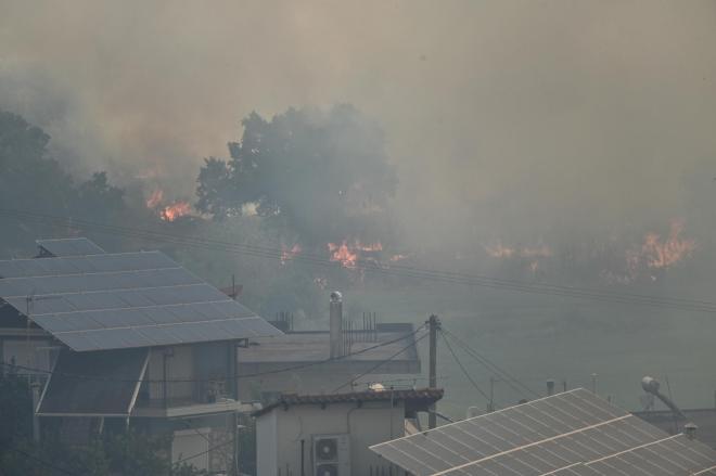 Μάχη με τις φλόγες στην Πρέβεζα