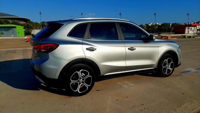 Test Drive: Δοκιμάζουμε το MG ZS MAX Hybrid+ 