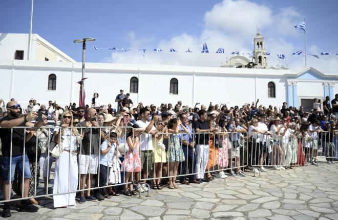 Δεκαπενταύγουστος: Με κατάνυξη ο εορτασμός στην Παναγία της Τήνου
