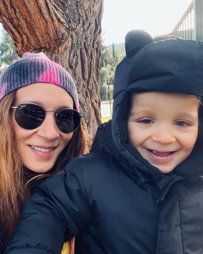 Παλιότερη selfie της Έλενας Φερεντίνου με τον Καρβέλα τζούνιορ! 