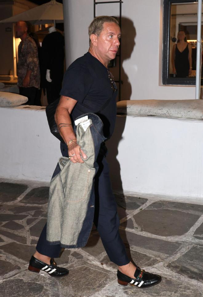 Ο Γιώργος Μαζωνάκης το περασμένο καλοκαίρι στη Μύκονο