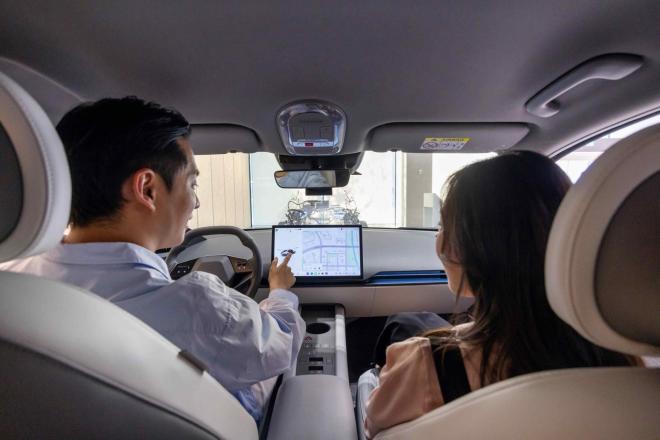 Hyundai: Εγκαινίασε το ‘UX Studio Seoul’ με την εικονική πραγματικότητα 