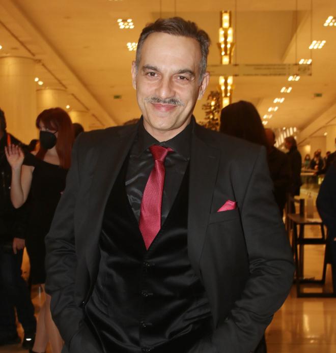 Σε λίγες ημέρες ο Κρατερός Κατσούλης επιστρέφει στην τηλεπαρούσιαση, αυτήν τη φορά με τη Μαρία Ηλιάκη