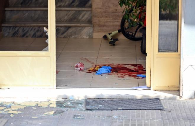 Βόλος: Σκότωσε τη γυναίκα του μπροστά στα παιδιά τους