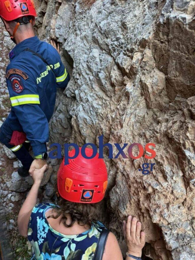 Οδοντωτός: Καρέ καρέ η επιχείρηση απεγκλωβισμού 38 επιβατών