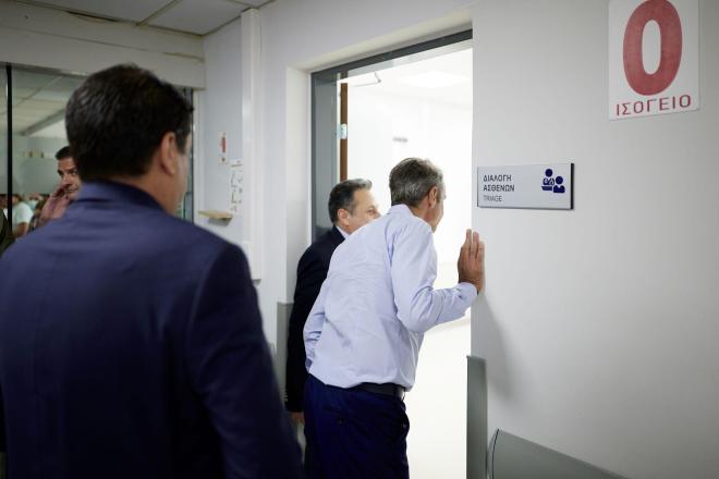 Ξενάγηση του πρωθυπουργού στους υπό ανακαίνιση χώρους  του Ιπποκρατείου 