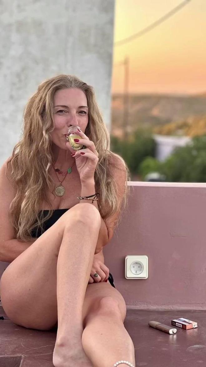 Αθηνά Μαξίμου: Οι αρετουσάριστες φωτογραφίες της με μαγιό 