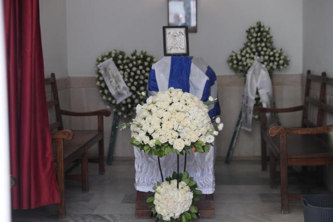 Κηδεία Δημήτρη Κωνσταντάρα - το φέρετρο
